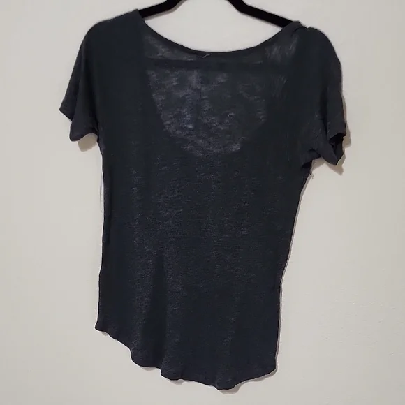 Aeropostale Black Fitted T-Shirt with Sequin Graphic - Picture 6 of 8